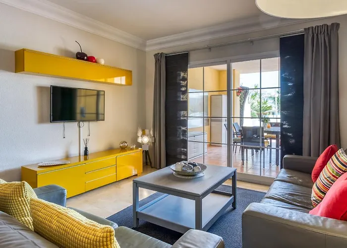 Hanami Puerto Alto Pa 7-7 * Estepona